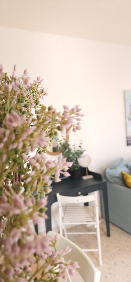 Capri Sea View One Bedroom لارنكا المظهر الخارجي الصورة