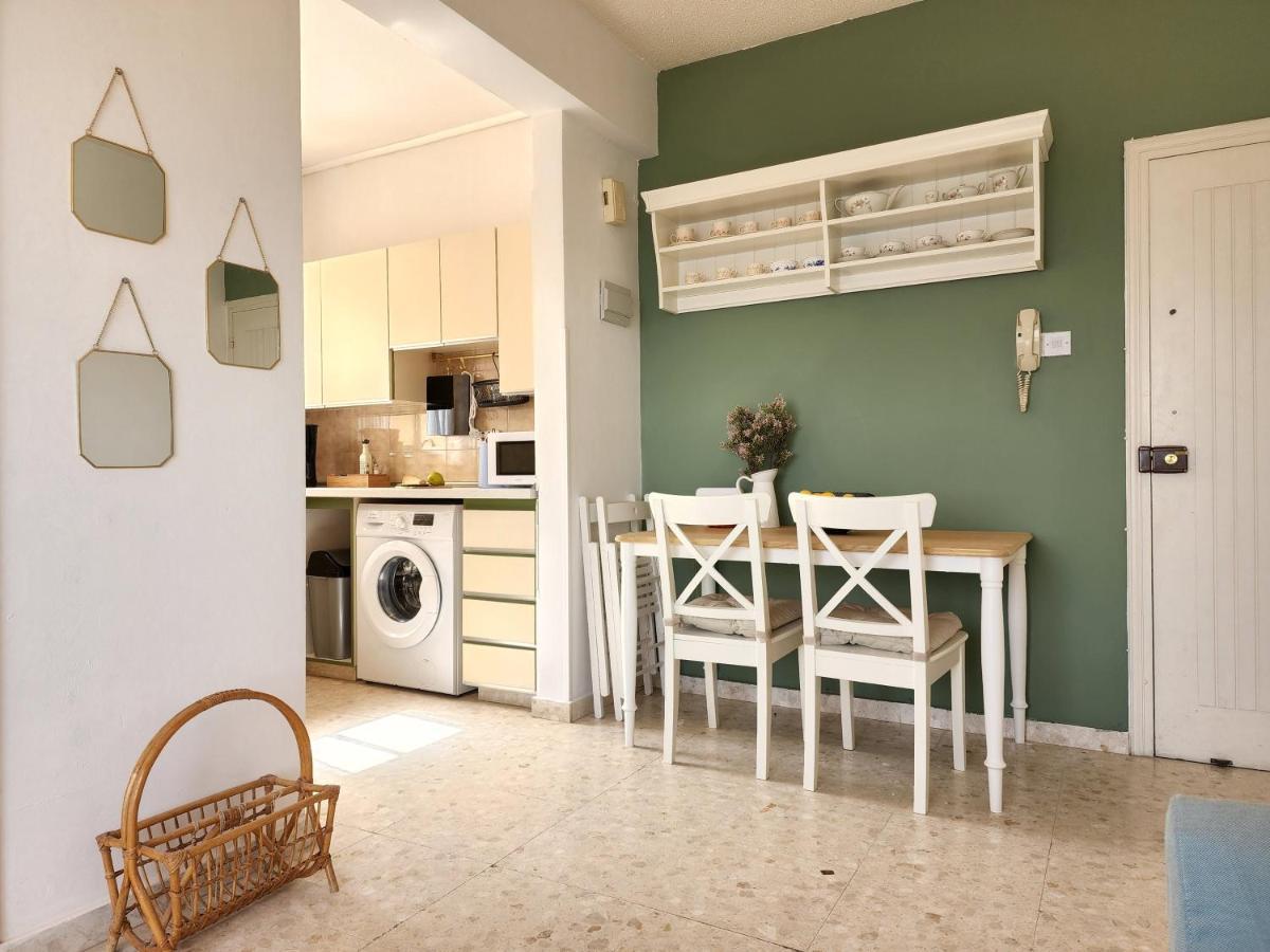 Capri Sea View One Bedroom لارنكا المظهر الخارجي الصورة