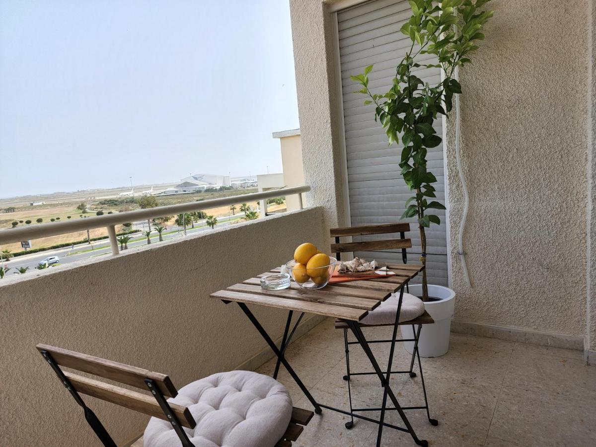 Capri Sea View One Bedroom لارنكا المظهر الخارجي الصورة