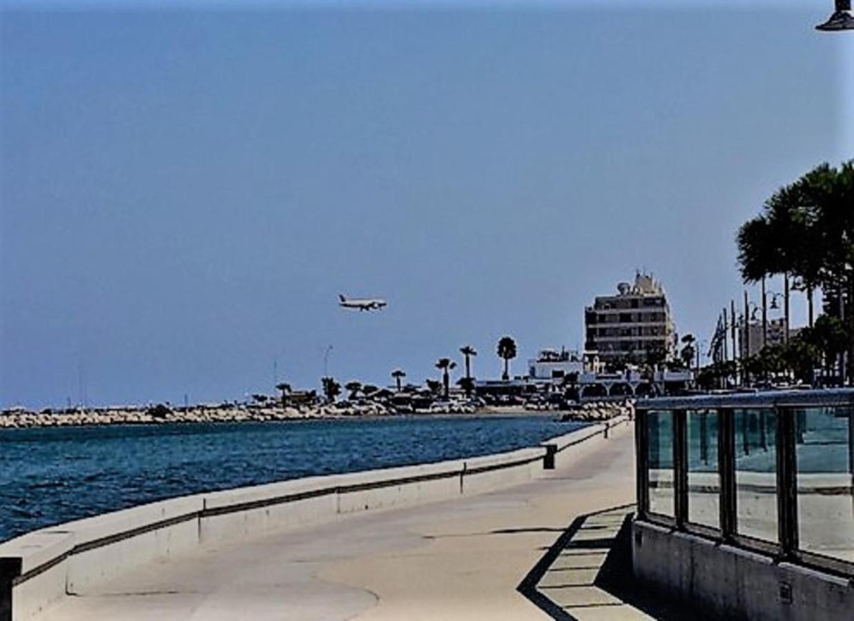 Capri Sea View One Bedroom لارنكا المظهر الخارجي الصورة